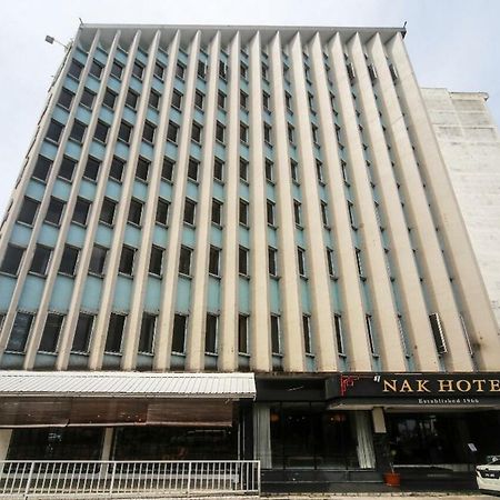 Oyo 1030 Nak Hotel Sandakan Exterior photo